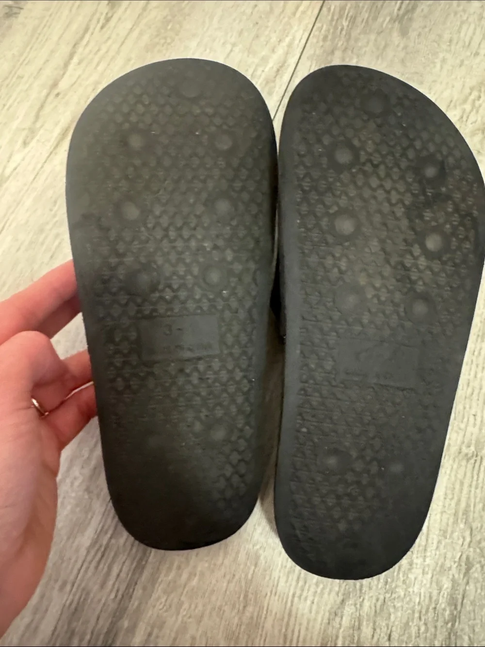 Kids' Minecraft Black & Green Slide Sandals